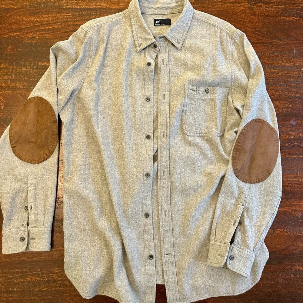 GAP Casual Gray Shirt with Brown Elbow Patches